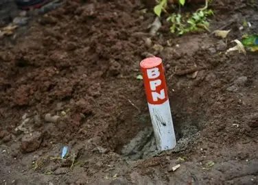 Ilustrasi Patok Tanah BPN