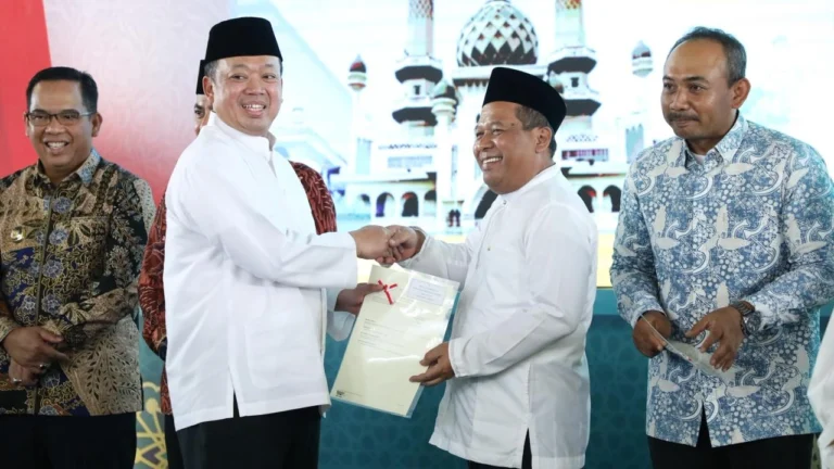 Menteri Nusron bahas sertifikasi tanah wakaf
